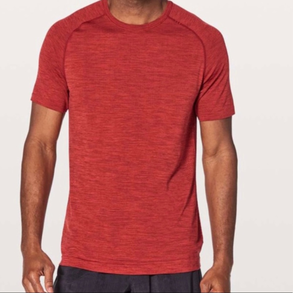 Lululemon metal vent breathe short sleeve